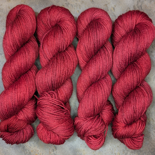 Hot Blooded - Smitten DK